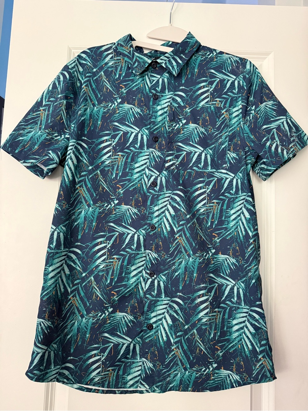 All in motion boys XL (16) topical leaf button down short sleeve shirt vacation
